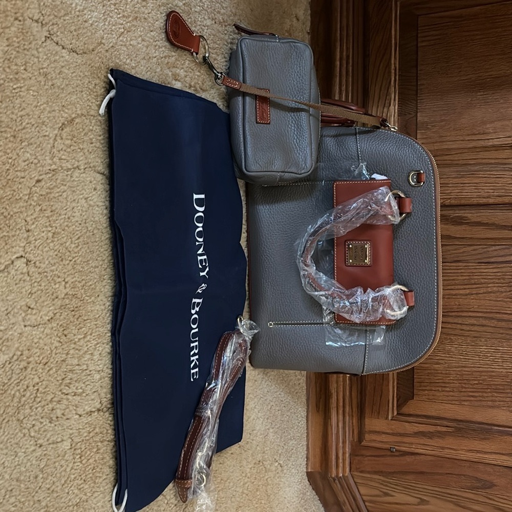 NWT Dooney & Bourke Aubrey Satchel w/dust bag, key fob, strap, cosmetic case.